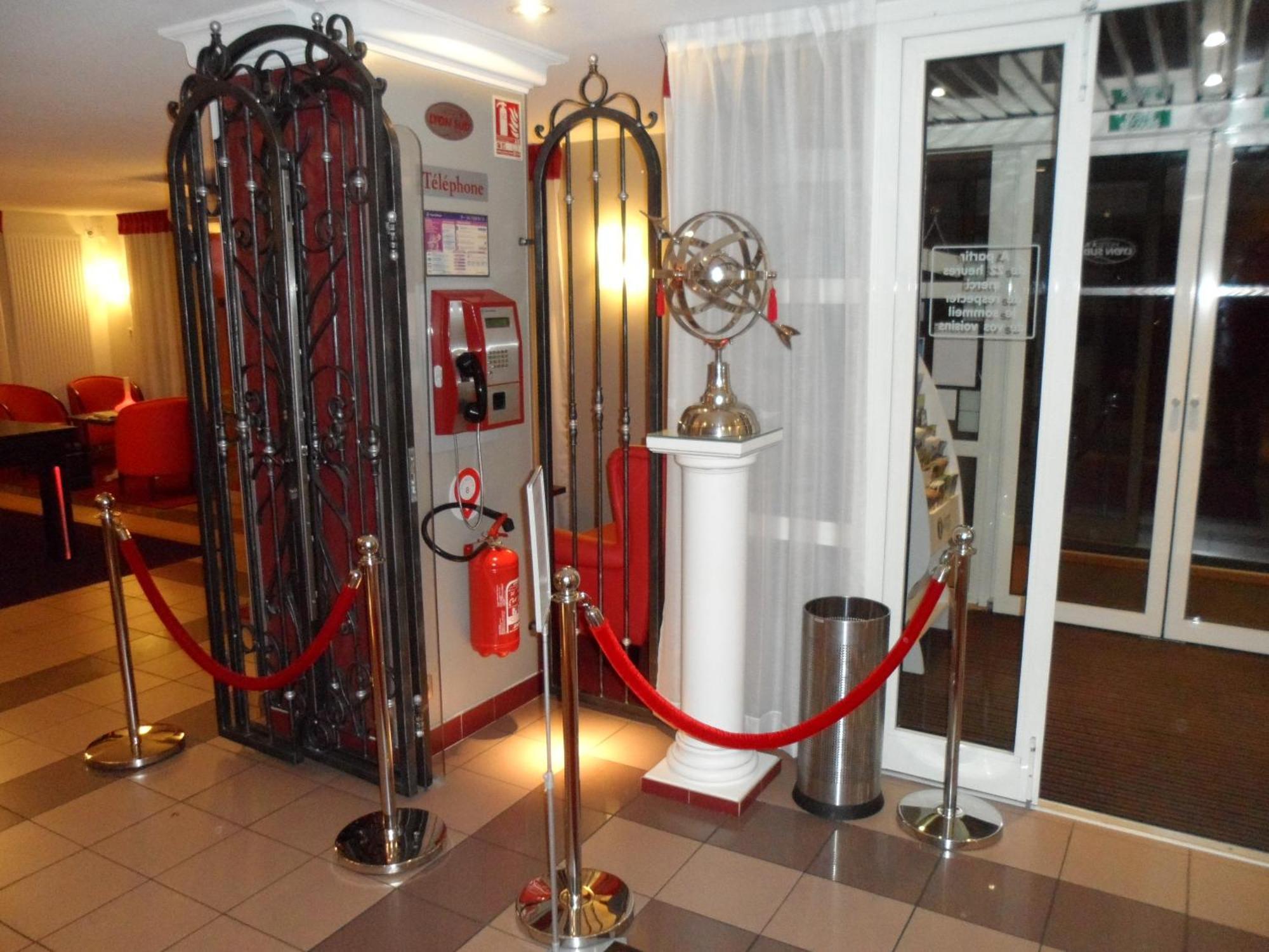 Hotel Lyon Sud, Pierre Benite, St Genis Laval Εξωτερικό φωτογραφία